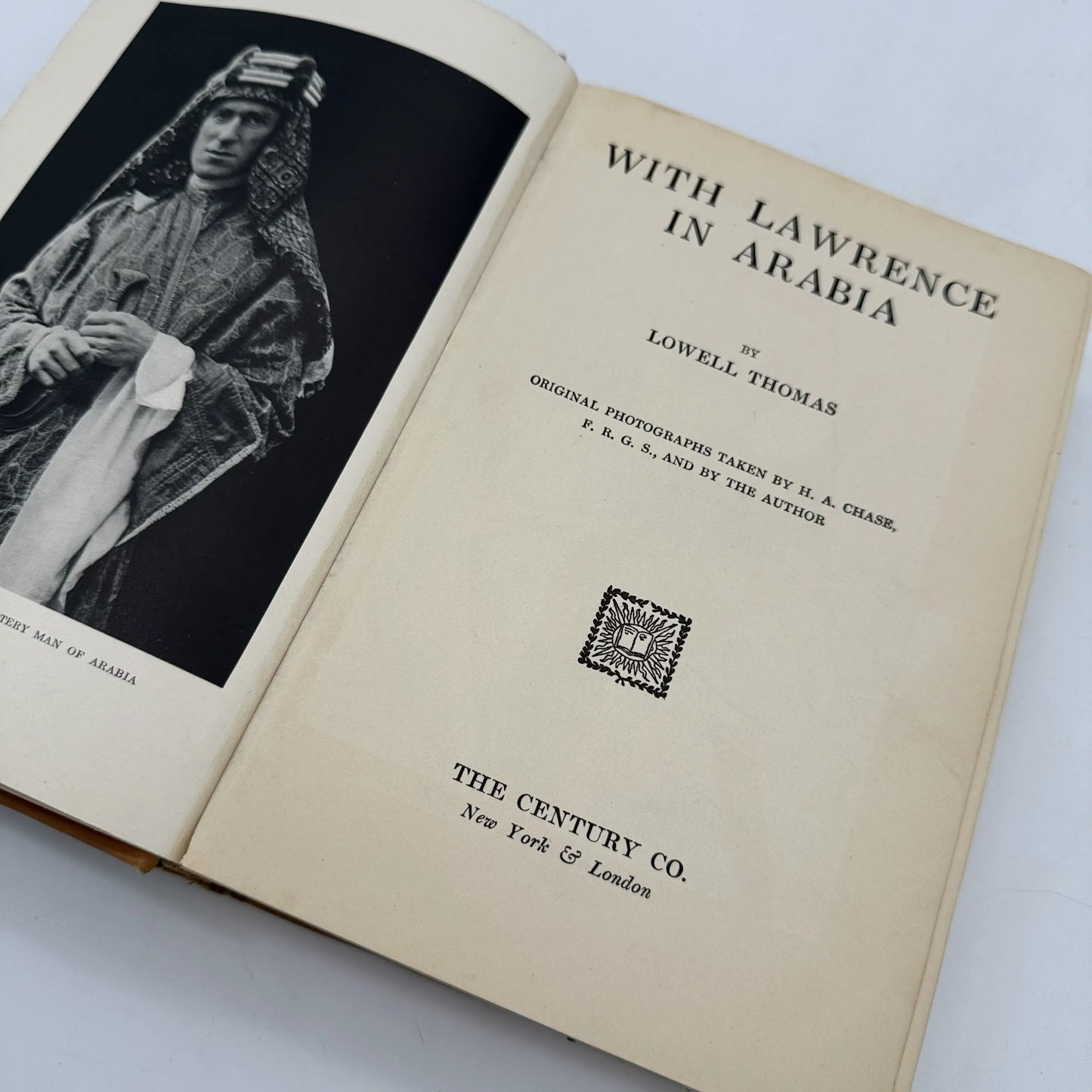 With Lawrence in Arabia — Lowell Thomas — 1924