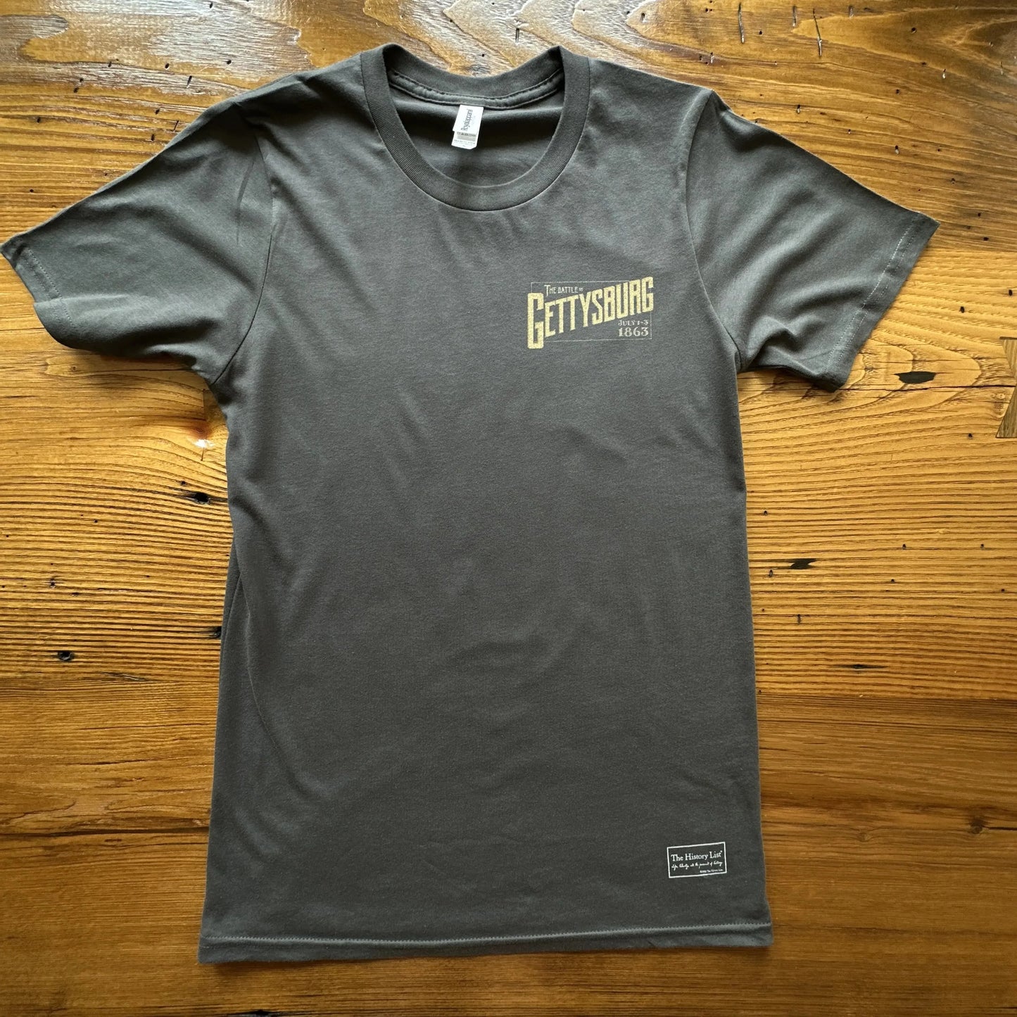 Front of "The Battle of Gettysburg" Shirt from The History List store in grey