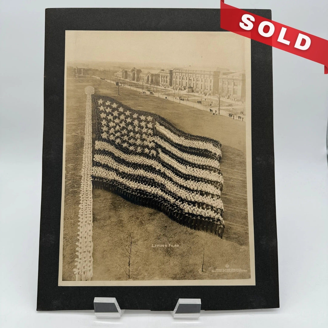 "Living Flag" original photograph with 10,000 sailors — 1917