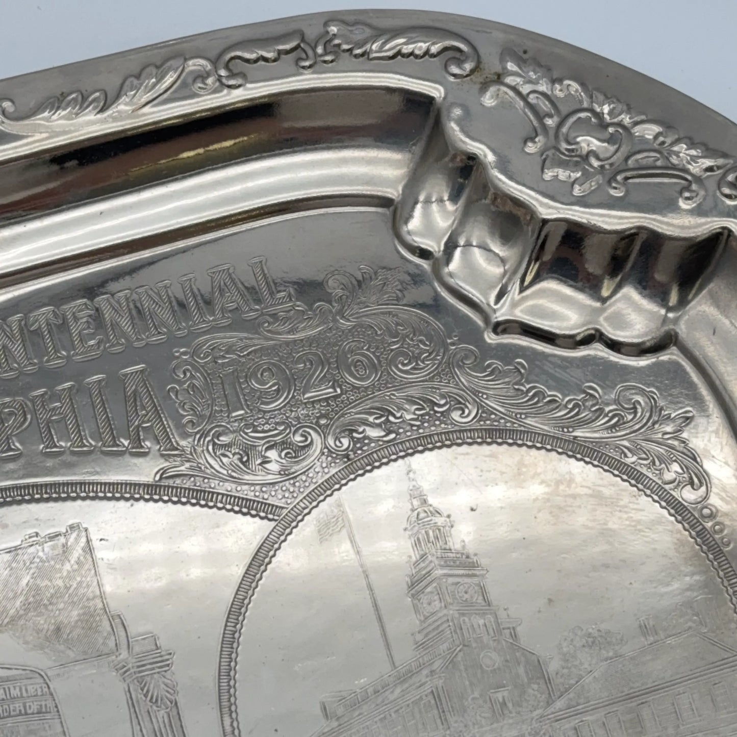 Large Sesqui-Centennial Tray — "150 Years of American Independence."