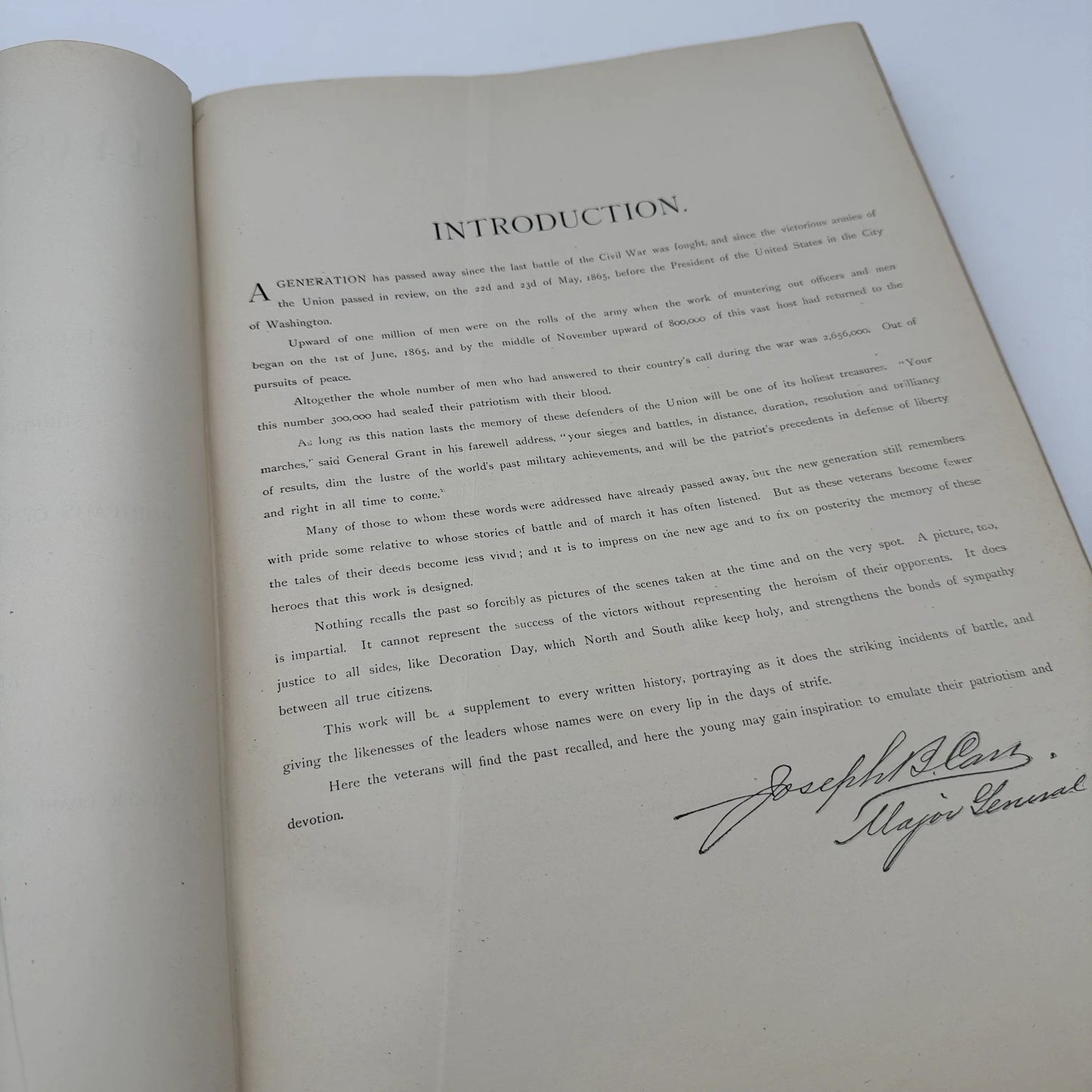 "Frank Leslie's Illustrated History of the Civil War" edited by Louis Shepheard Moat — 1895 — with authographs from two Civil War Generals