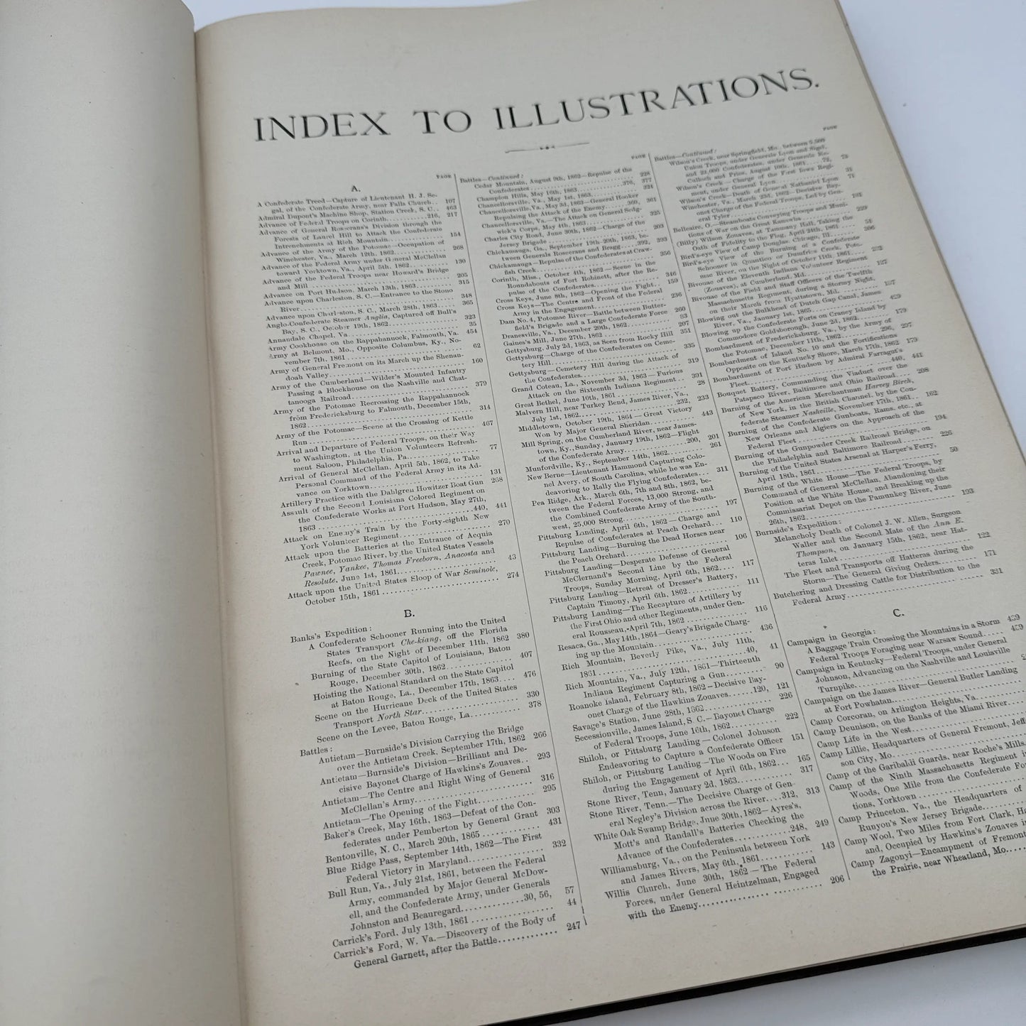 "Frank Leslie's Illustrated History of the Civil War" edited by Louis Shepheard Moat — 1895 — with authographs from two Civil War Generals