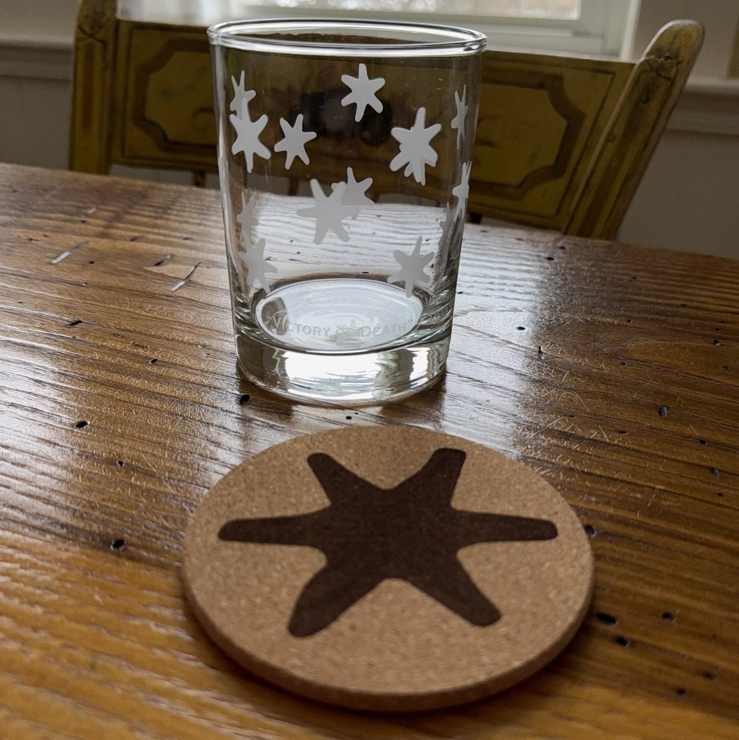 "Victory or Death" Revolutionary Rocks glasses showing the stars from Washington's HQs flag — Made in America