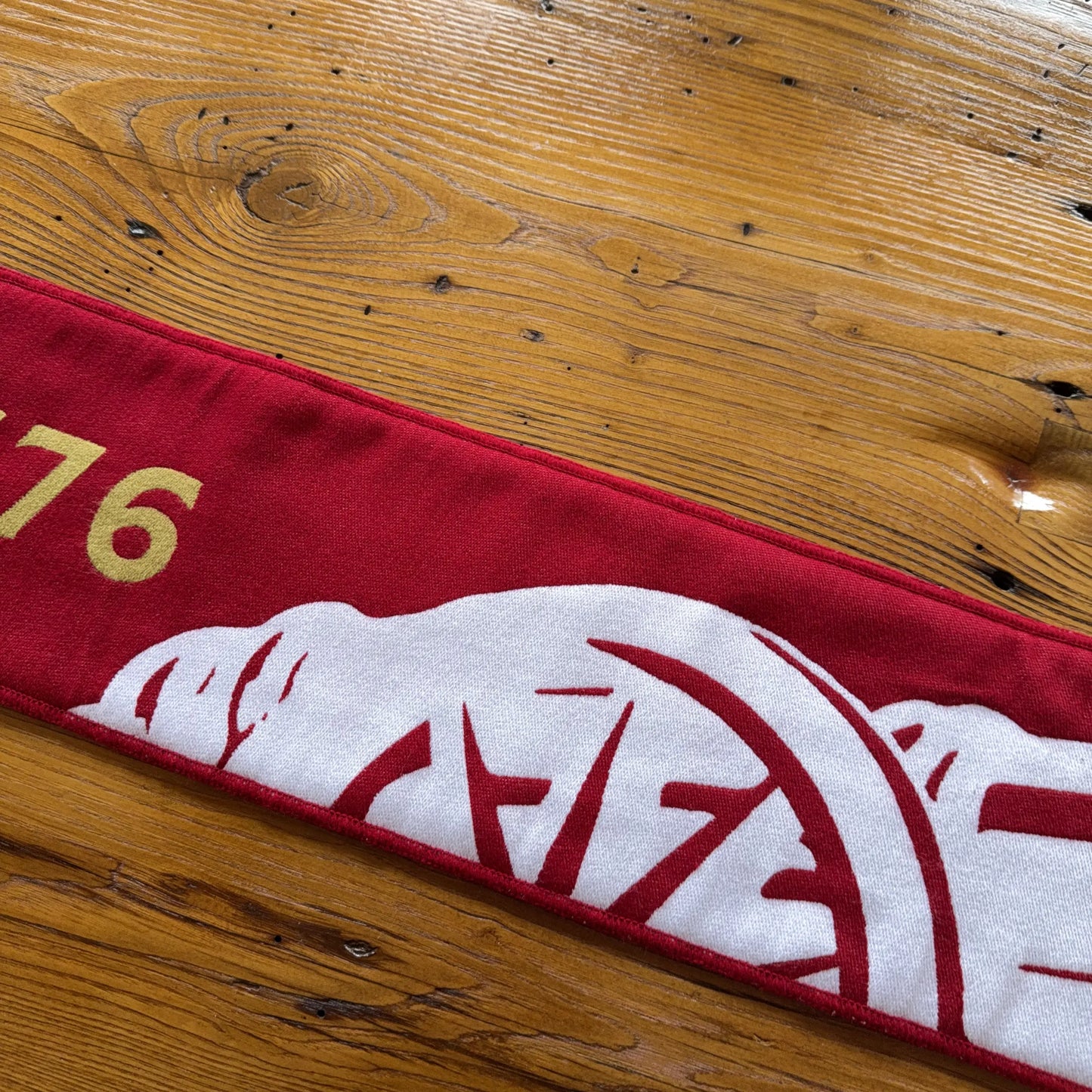 Knox Trail 250 woven scarf