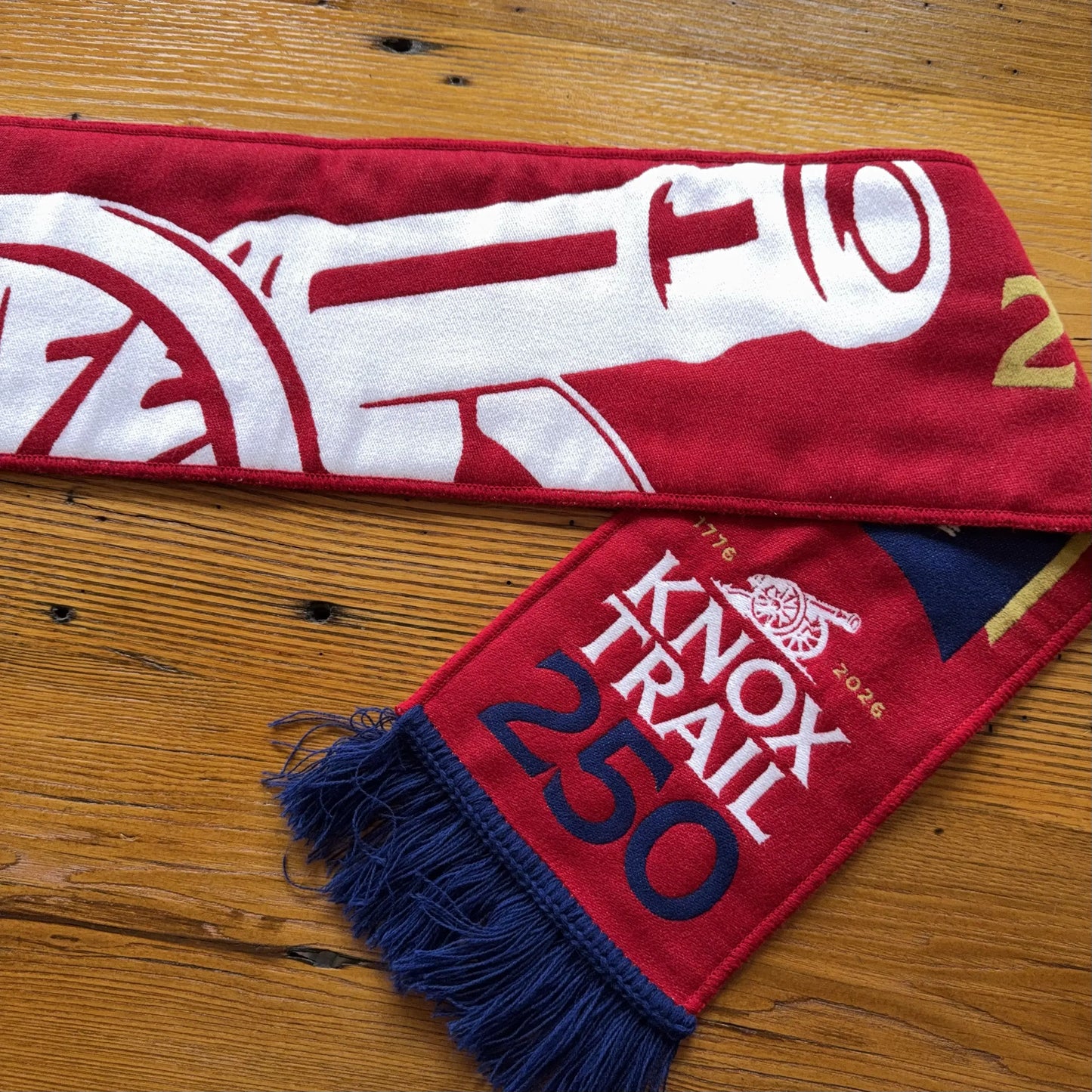 Knox Trail 250 woven scarf