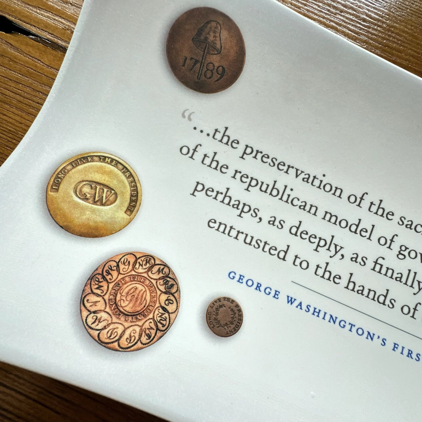 Small tray for desk or dresser tray with Washington Inaugural Buttons — Only two available