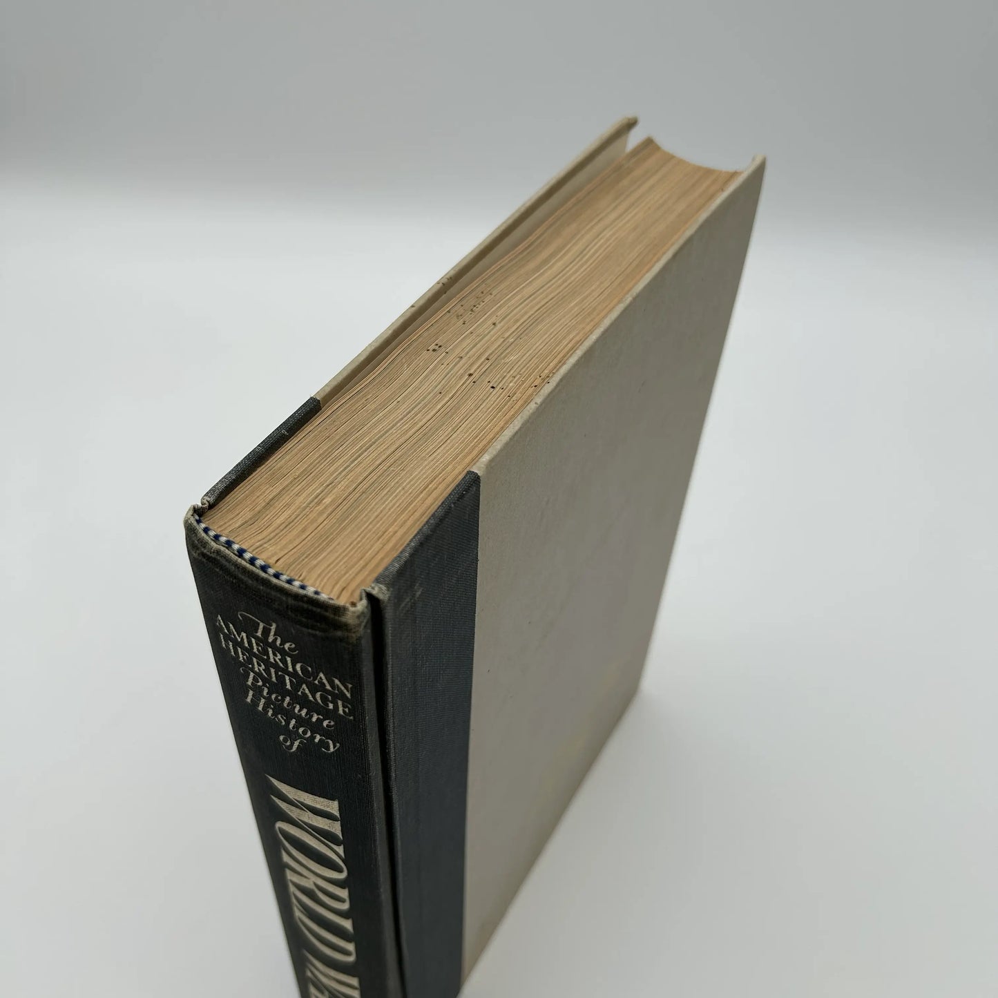 "The American Heritage Picture History of World War II" by C.L. Sulzberger