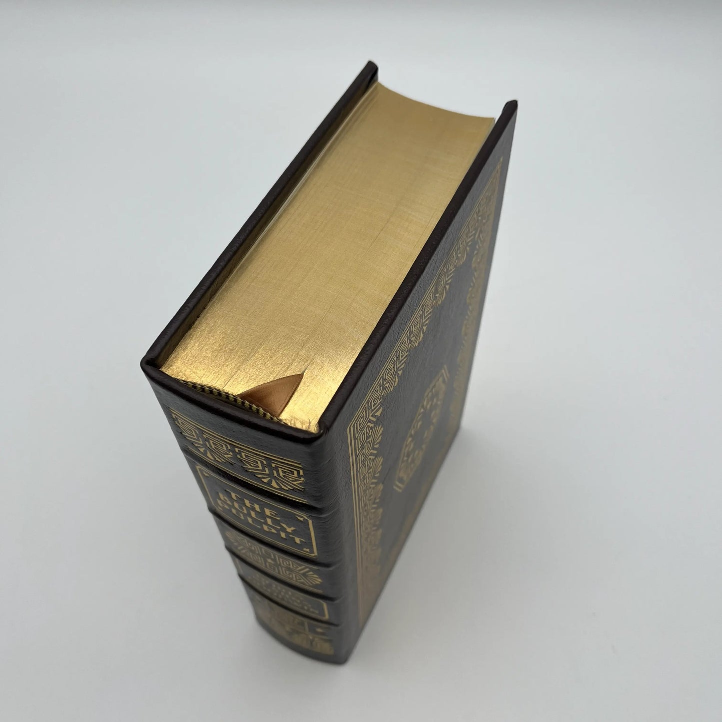 "The Bully Pulpit" Signed by Doris Kearns Goodwin — Leather-bound, gilt edged