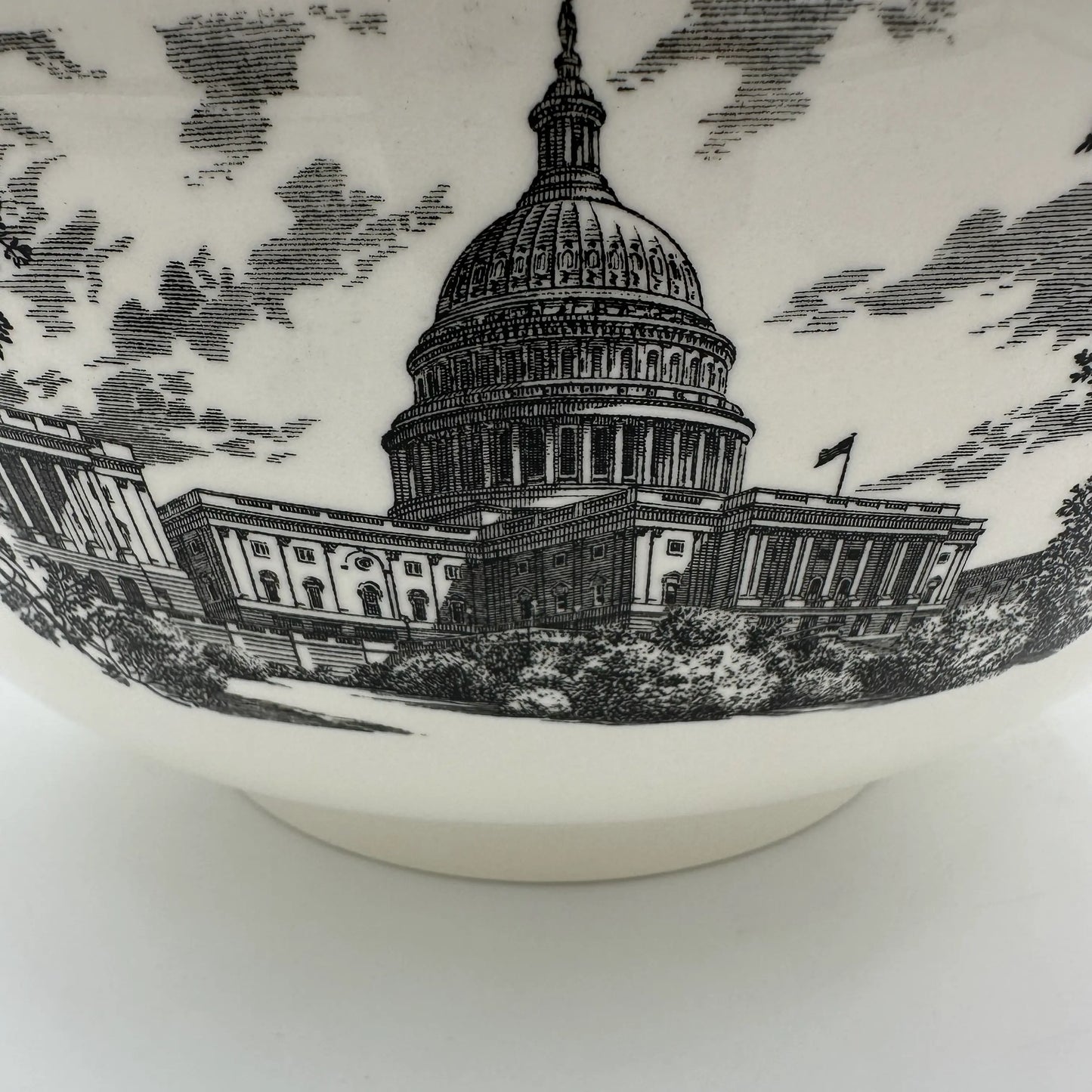 The Federal Bowl — Wedgwood — With Washington, Jefferson, Lincoln, and our nation's capital