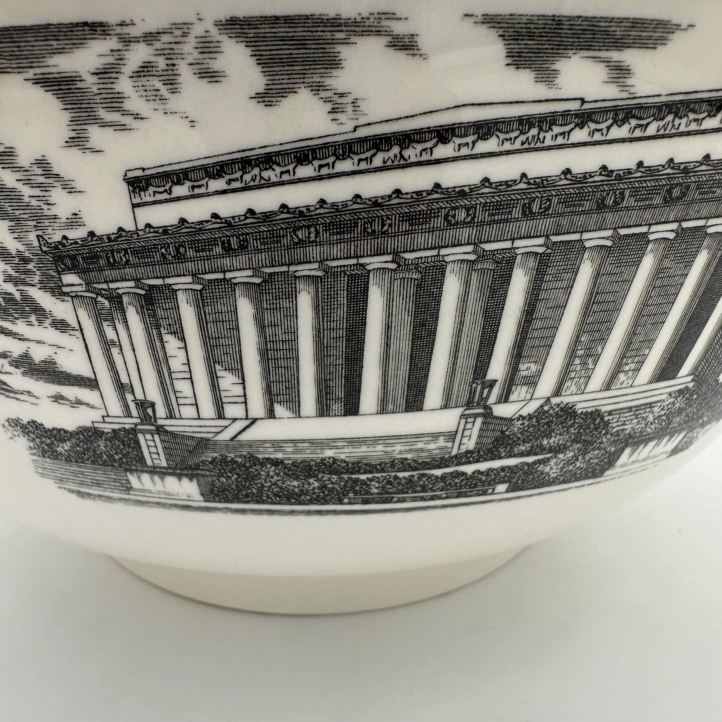 The Federal Bowl — Wedgwood — With Washington, Jefferson, Lincoln, and our nation's capital