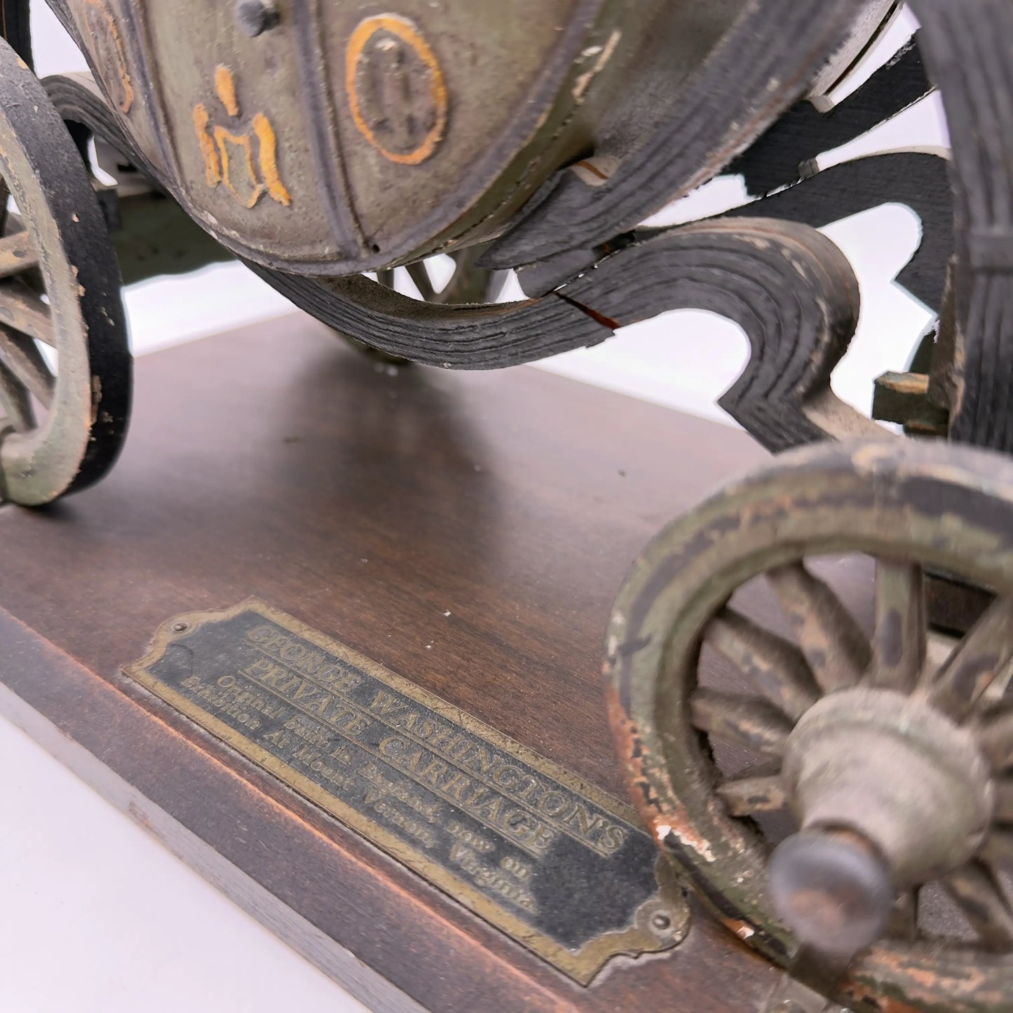 George Washington's Private Carriage And Horses — Miniature Replica