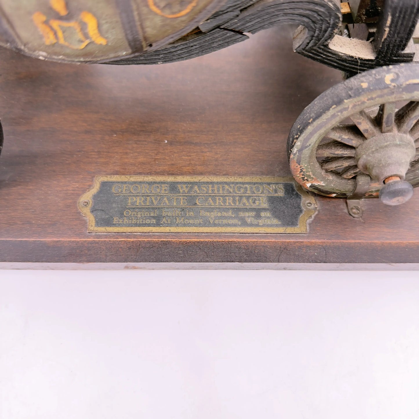 George Washington's Private Carriage And Horses — Miniature Replica