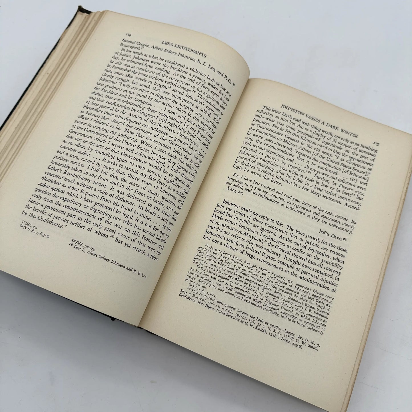 "Lee's Lieutenants: A Study in Command" — Douglass Southall Freeman — Volume 1