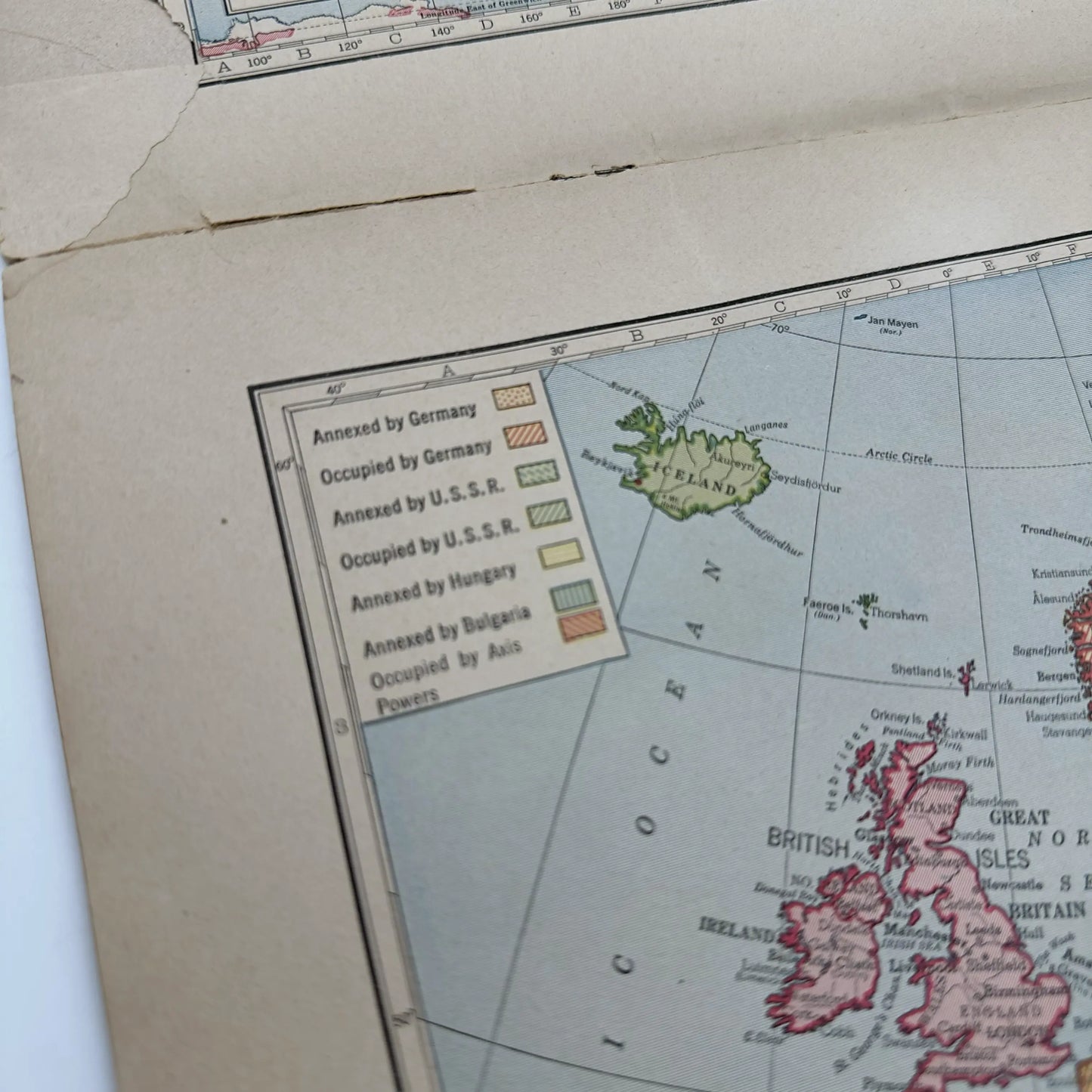 Hammond's Self-Revising World Atlas and Gazetteer—War Edition