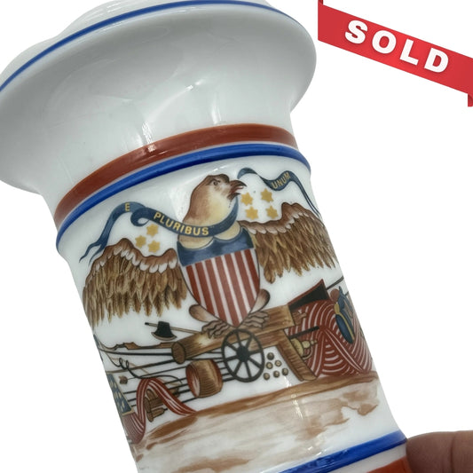 Small round vase with eagle with shield and banner