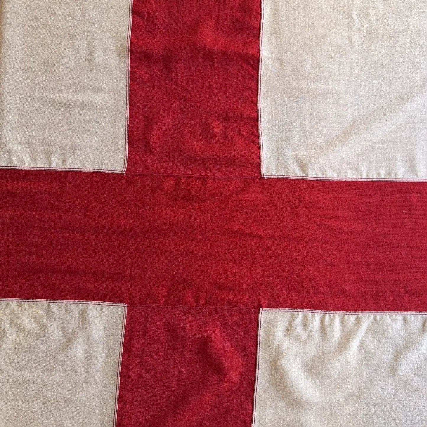 St. George's Cross display flag with gold trim — Wool — Made by Annin