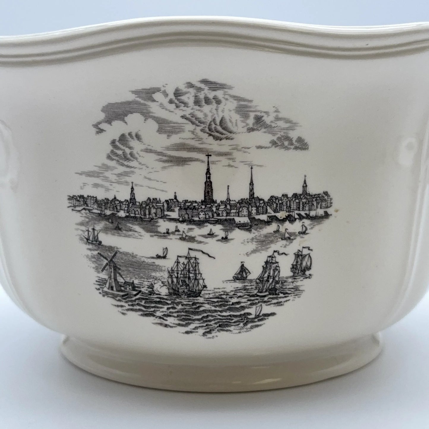 Wedgwood “Philadelphia” Queensware Punch Bowl — First Edition for John Wanamakeranamaker