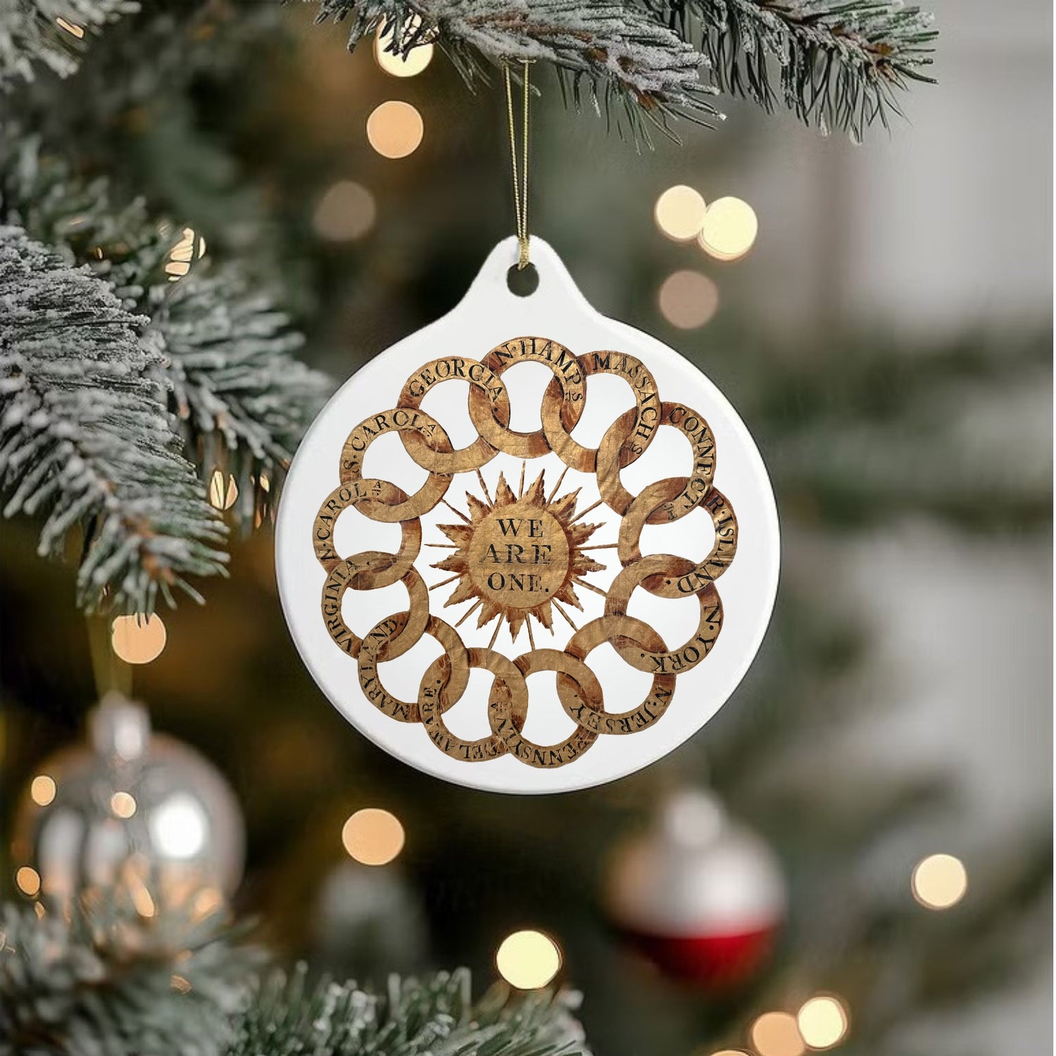 1776 “We are one” Porcelain Ornament with the Chain of States design from The History List store
