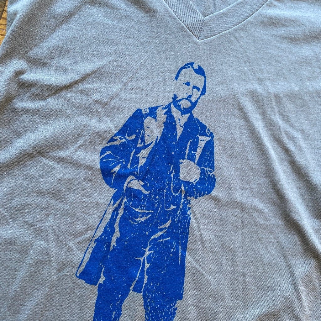 Close-up Ulysses S. Grant "Signature Series" V-neck shirt from the History List Store