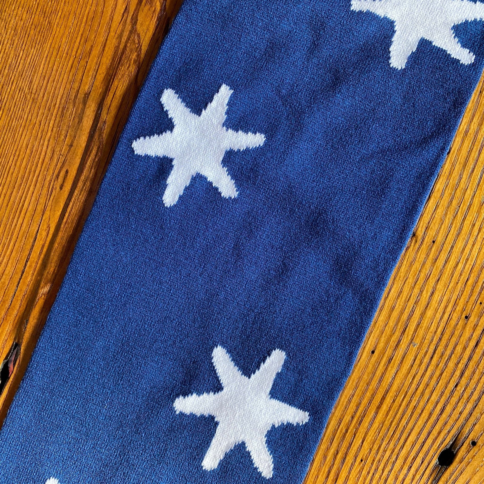 Close-up Star George Washington Signature "Victory or Death" woven scarf from the history list store